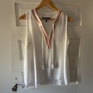 White House Black Market White Blouse with Multicolor Embroidery